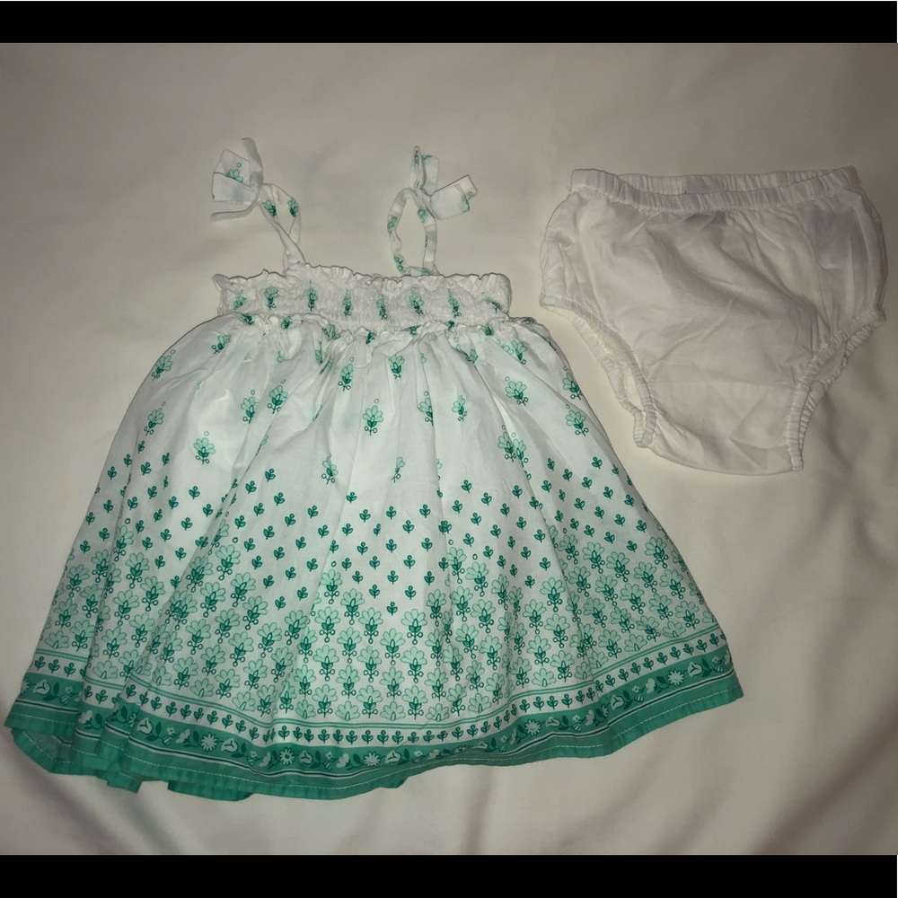 Baby Gap Sleeveless White w/ Green Dress 6-12M